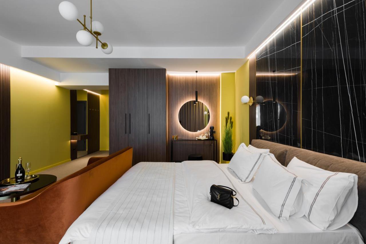Luxury Sahara Noir Mamaia Nord Apartment Ngoại thất bức ảnh