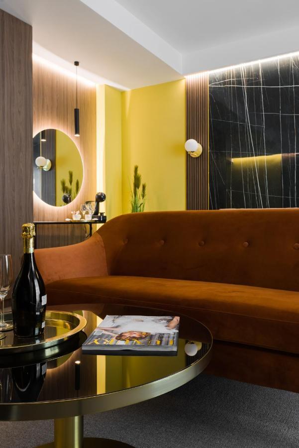 Luxury Sahara Noir Mamaia Nord Apartment Ngoại thất bức ảnh