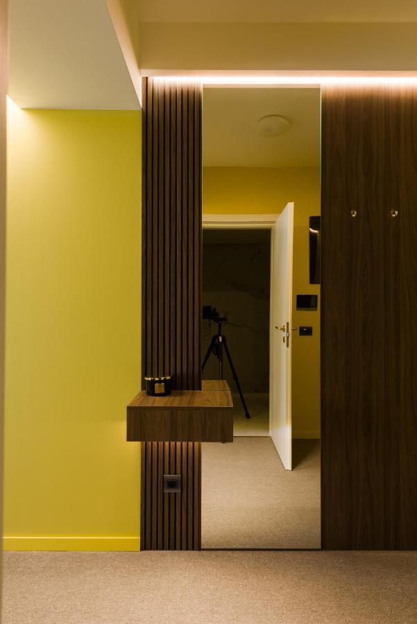 Luxury Sahara Noir Mamaia Nord Apartment Ngoại thất bức ảnh